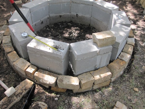 Tips on Constructing a Fire Ring | Ravenscourt Gardens