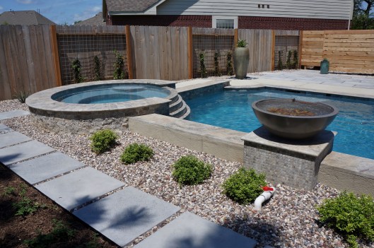 Welded wire with Tangerine crossvine 