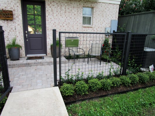 Courtyard by Ravenscourt Landscaping & Design LLC